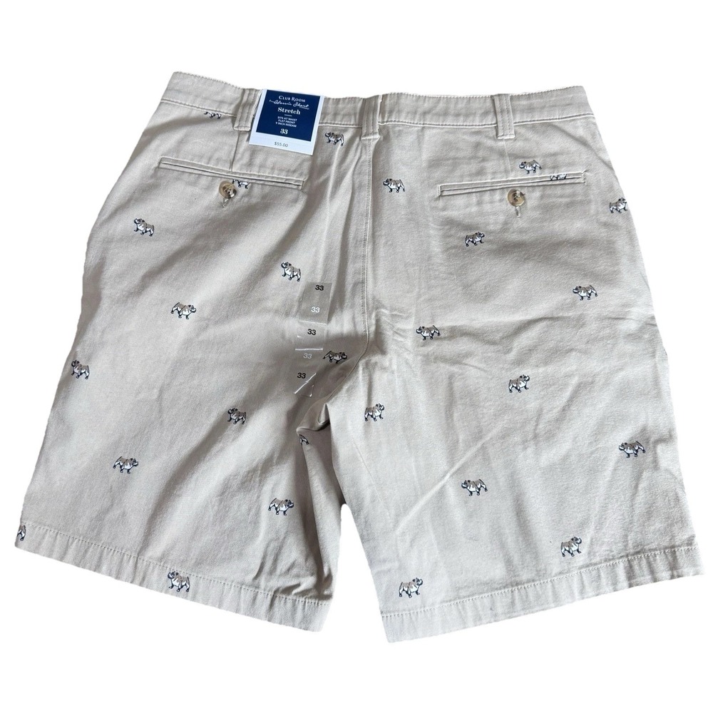 NWT Men Club Room Bulldog Print Preppy Shorts Size 33 Flat Front Khaki 9" Inseam